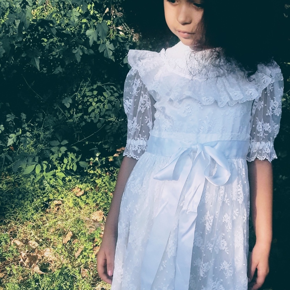 1970s Vintage white lace dress handmade